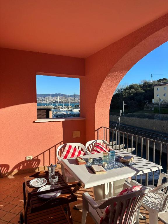 A balcony or terrace at Apartment Giulia