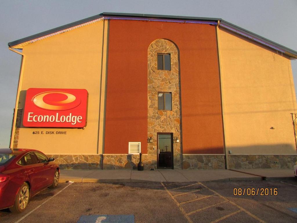 Econo Lodge Black Hills - 一室套房 - 带漩涡浴缸 - 禁烟
