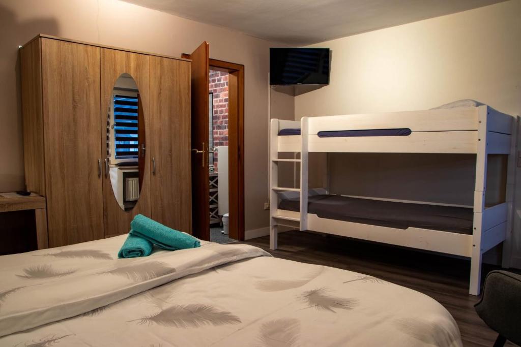 Gretel von Birne - 12