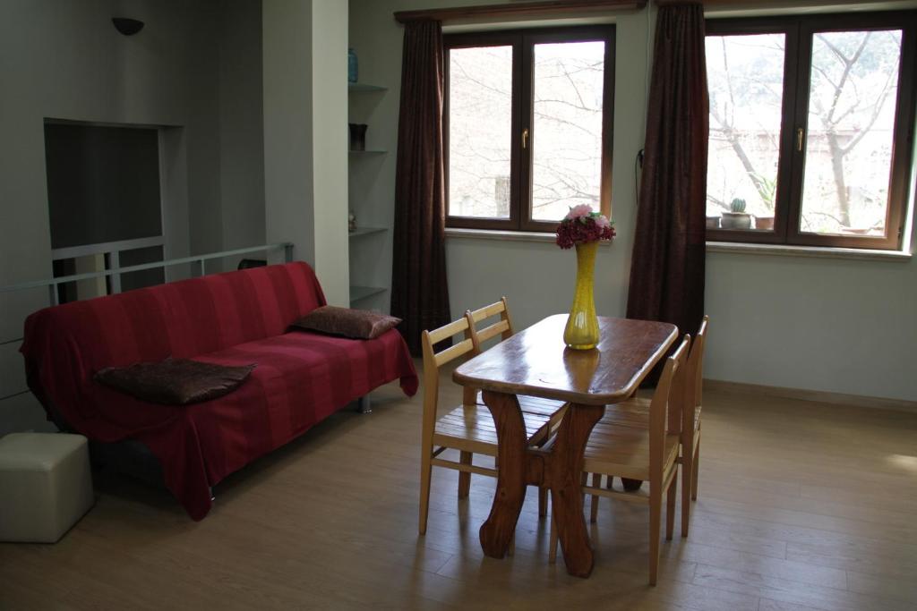 Posezení v ubytování Sololaki 7 Guest House