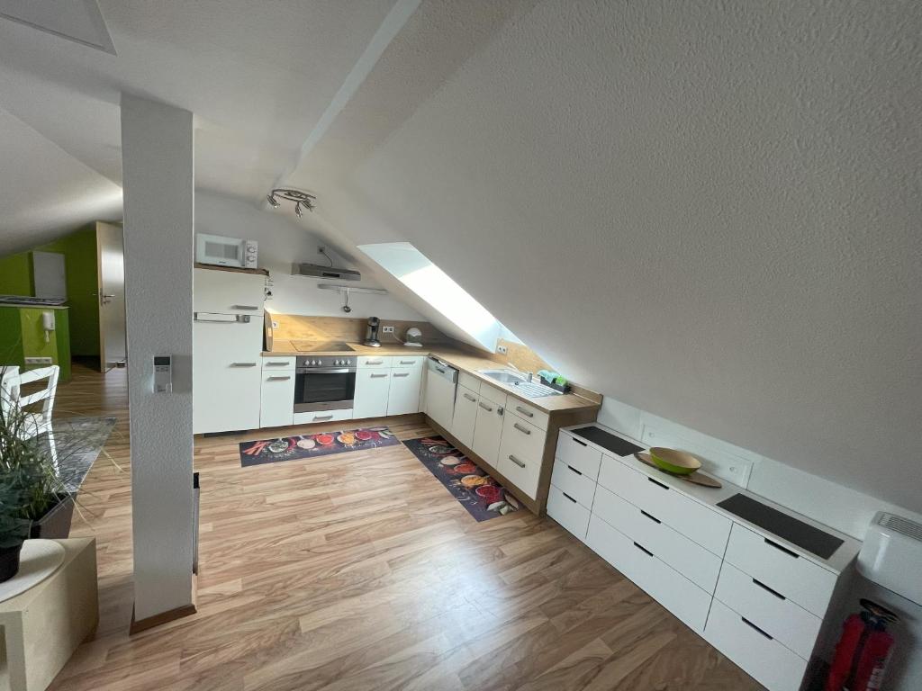 Kuchyň nebo kuchyňský kout v ubytování FeWo Züttlingen