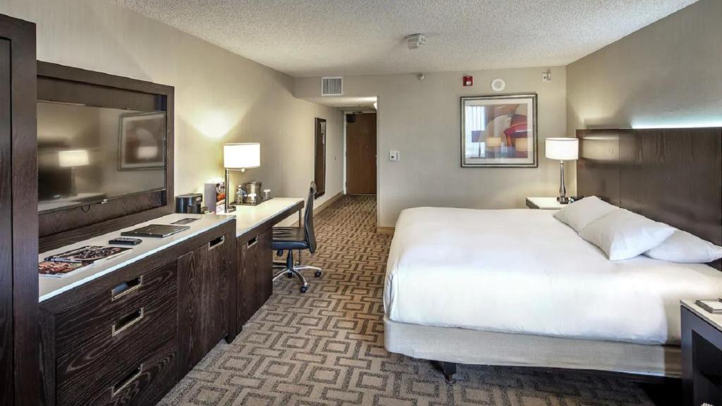 Hilton Sacramento Arden West - 