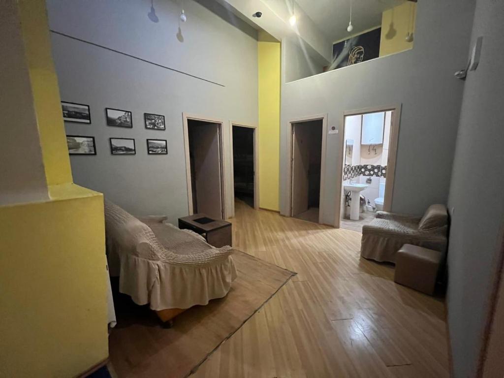 Postel nebo postele na pokoji v ubytování Galaxy Hostel