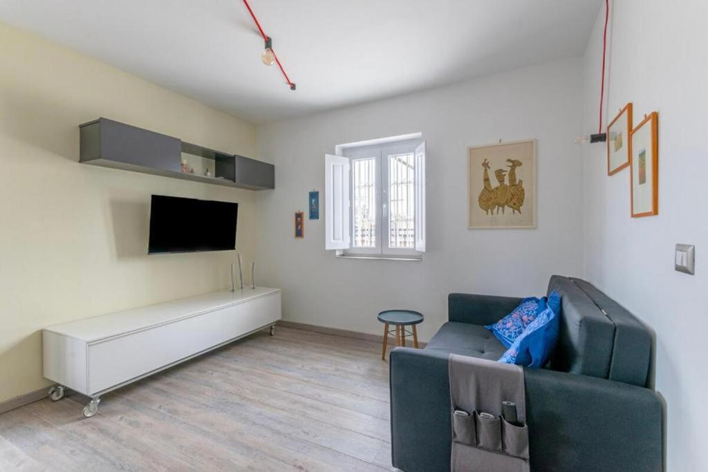 San Paolo - 10 min from Metro and 30 mq Terrace