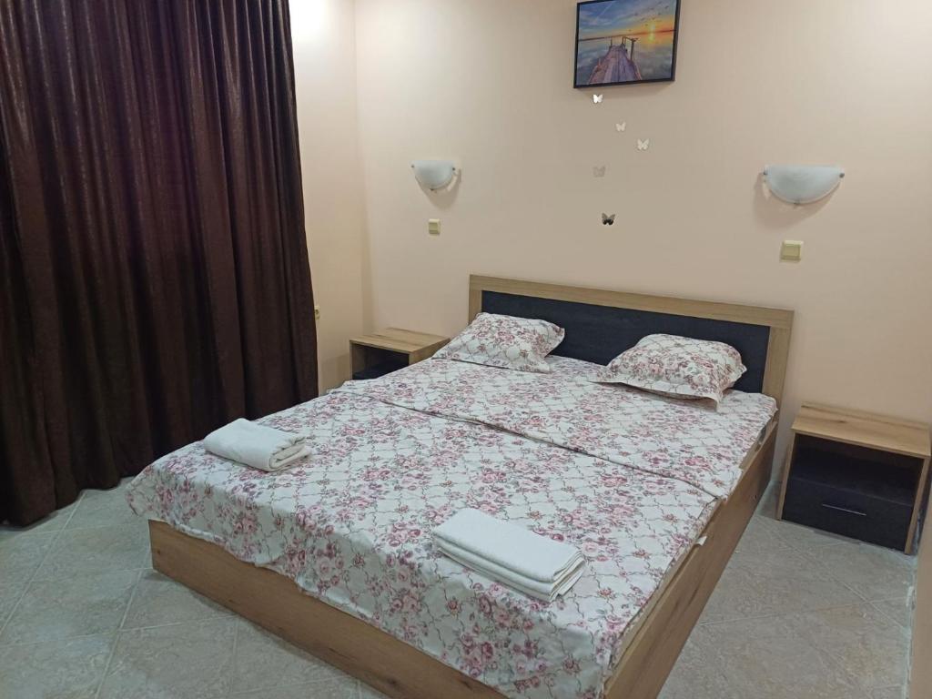 Postel nebo postele na pokoji v ubytování Renta BG Apartments in Tsarevo