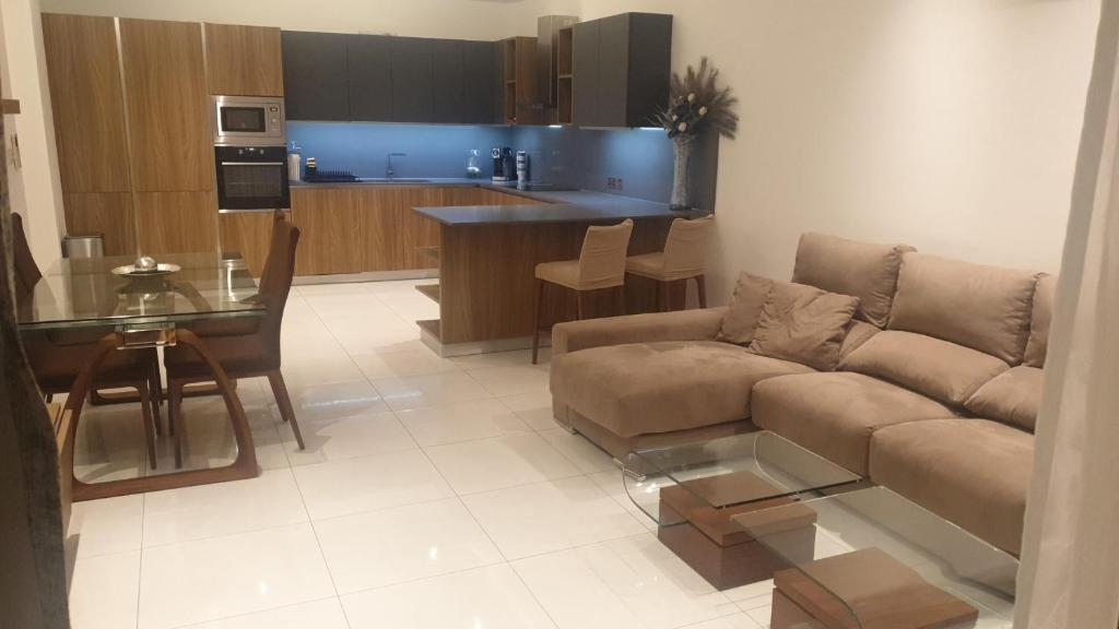 Kuchyň nebo kuchyňský kout v ubytování Eivissa Appartment