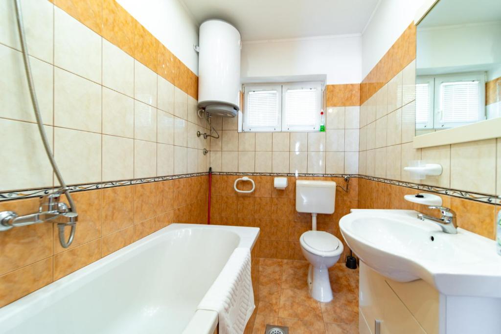 Kúpeľňa v ubytovaní Apartments Lores