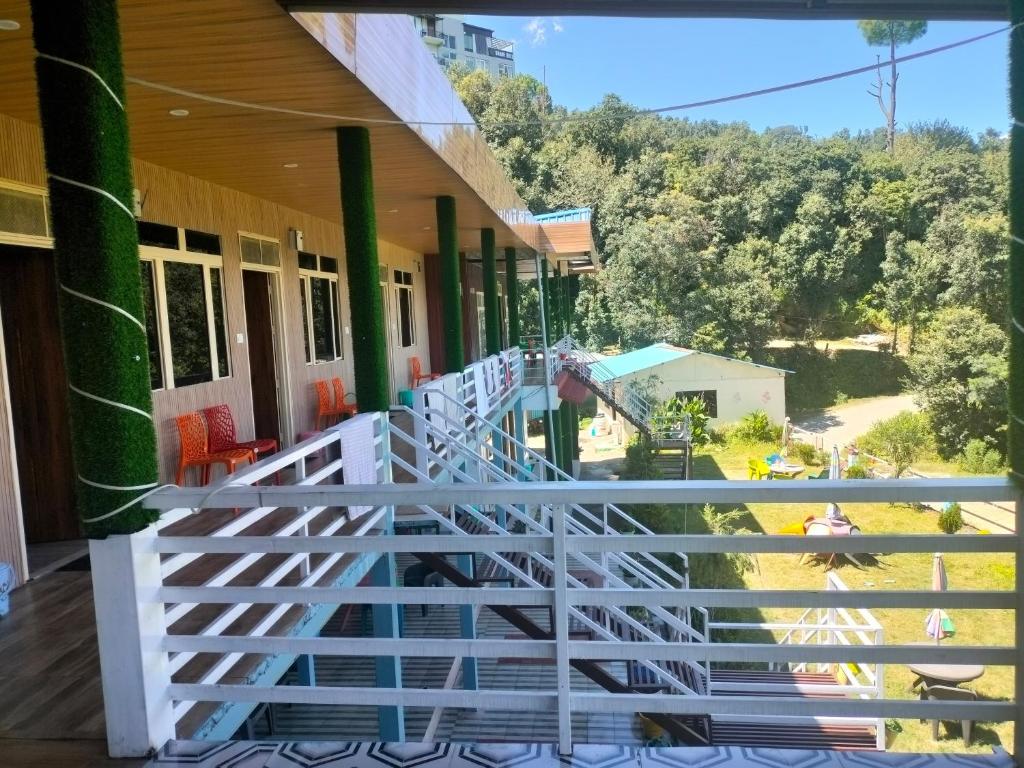 Balkón nebo terasa v ubytování Chaukhamba view Resort