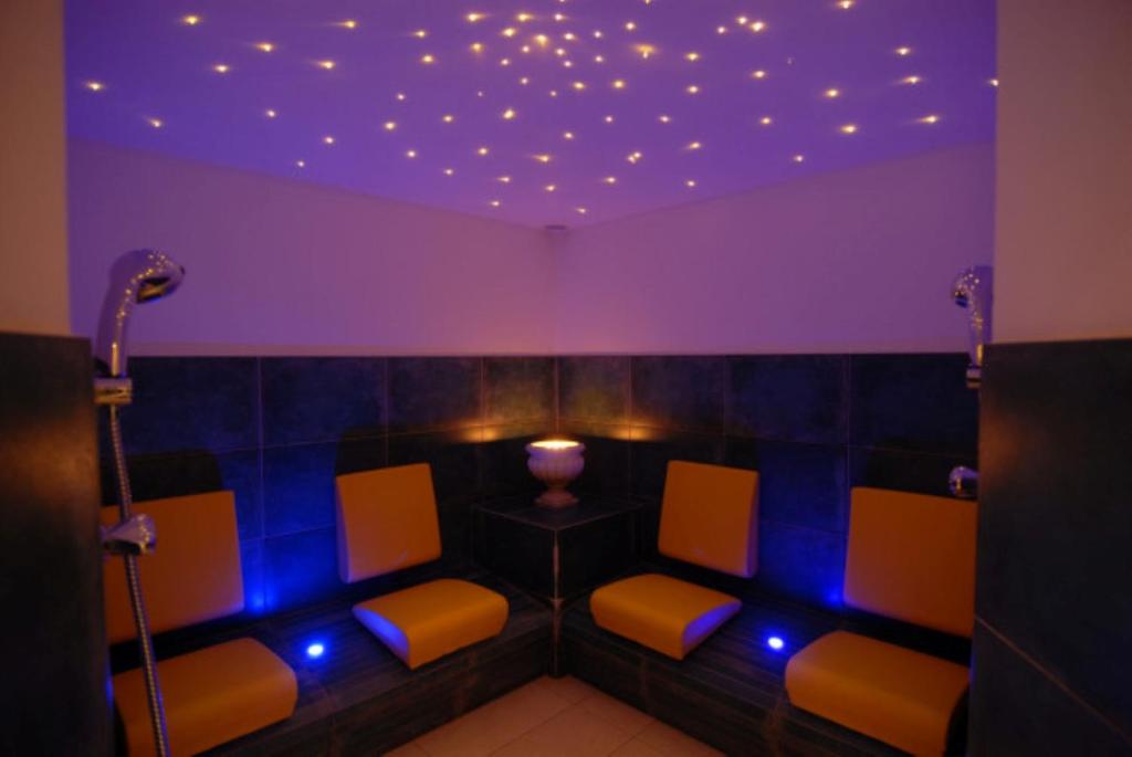 Posezení v ubytování Hotel Römerrast