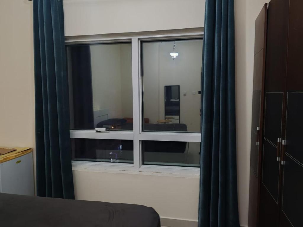 Postel nebo postele na pokoji v ubytování DELUXE ROOMS Feel like home