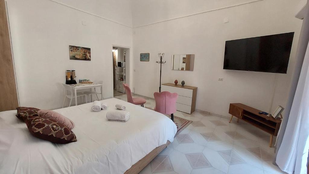 GL Golden City Apartments - 15