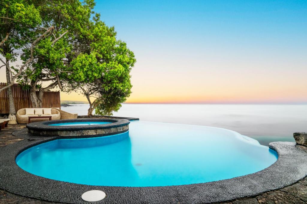 Villa Escalesia Galápagos Waterfront Hotel photo