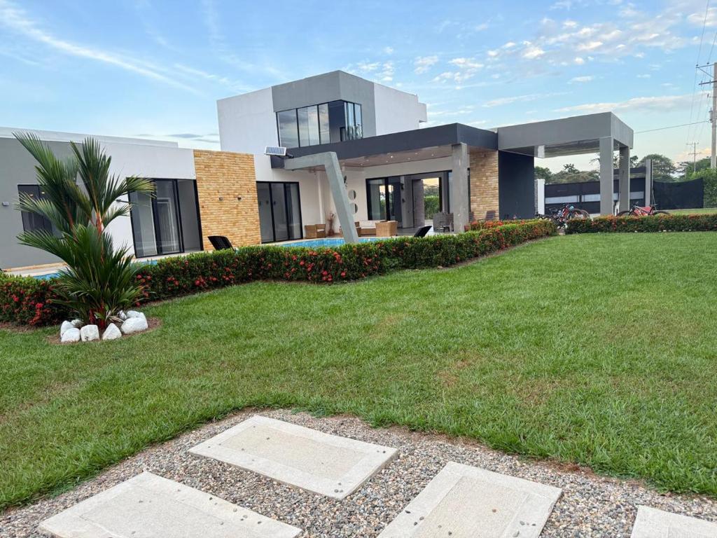 Κήπος έξω από το Quinta La Bonita Restrepo-Meta