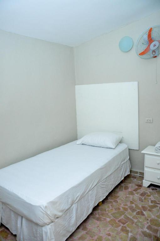 Hotel Marimba Punta Cana - Basic Single Room With Shared Bathroom