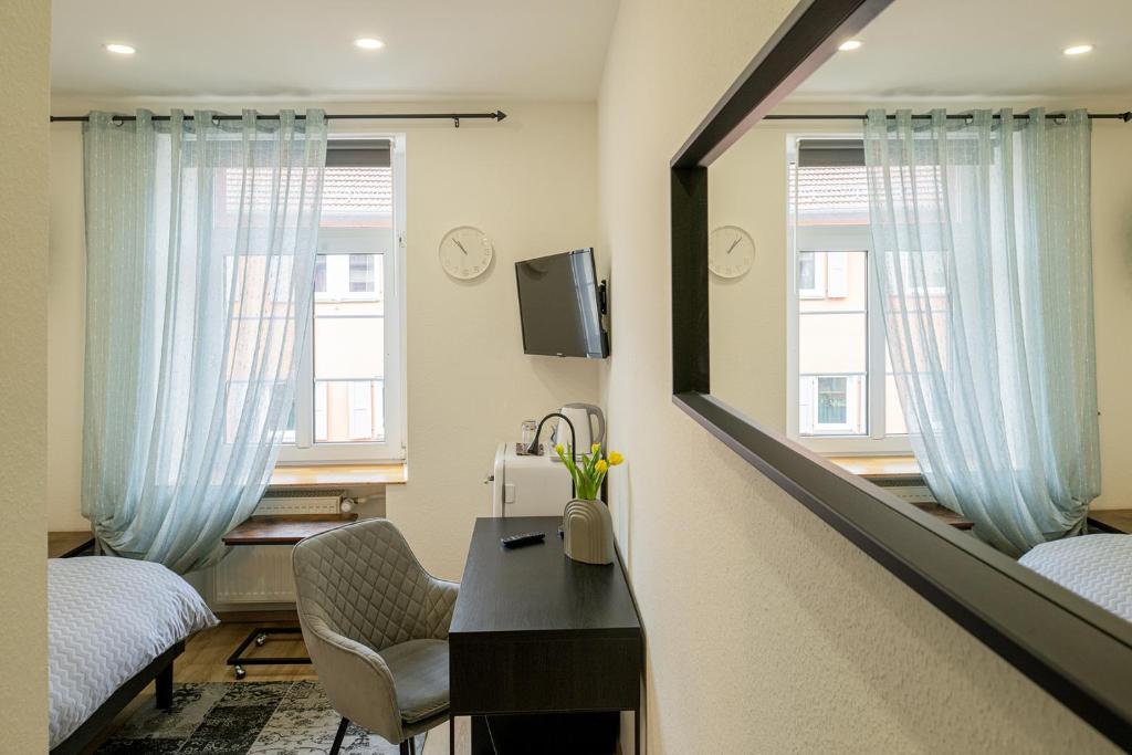 Syrtaki Rooms Comfortable Business Stay im Schwarzwald - Camera Singola