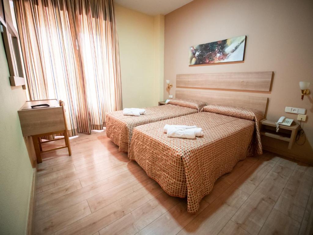Hotel Castilla - Chambre Double Ou Lits Jumeaux