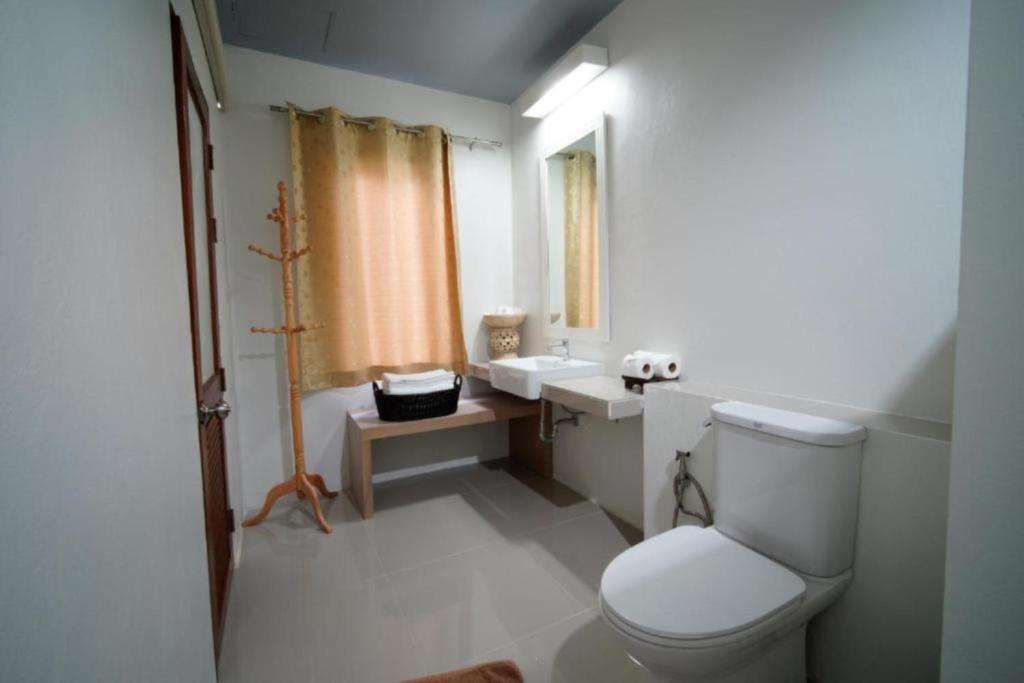 Koupelna v ubytování Villa Cha-Cha Krabi Beachfront Resort