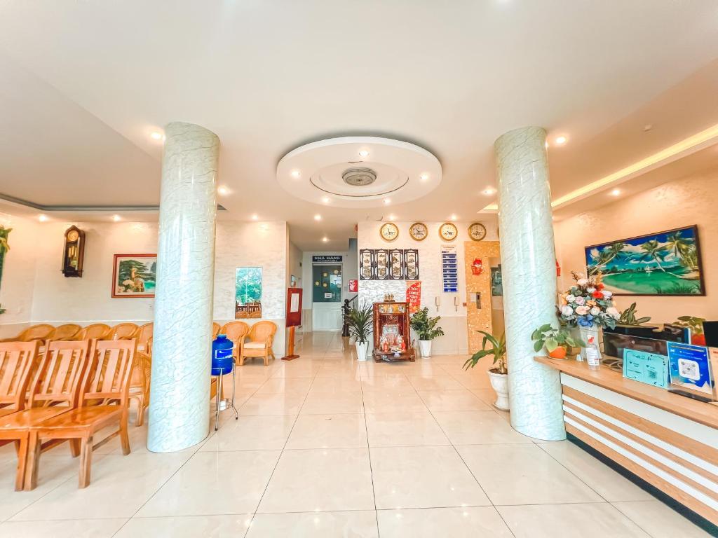 TV a/nebo společenská místnost v ubytování Ngọc Hân Hotel By The Moment