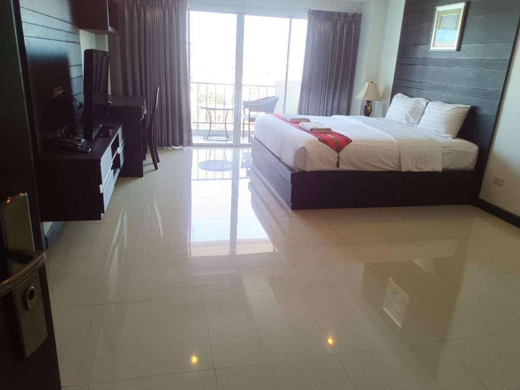 Valhalla Pattaya Hotel - Resim 11