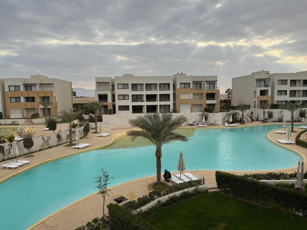 Mohamed Afifi Azha - Crystal Lagoon View - Families - 2 Bed Rooms