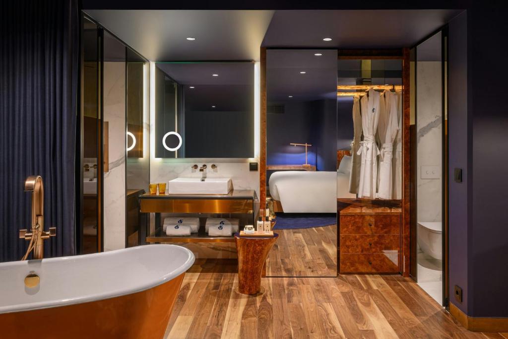 Forte de Gaia, Autograph Collection - Resim 20