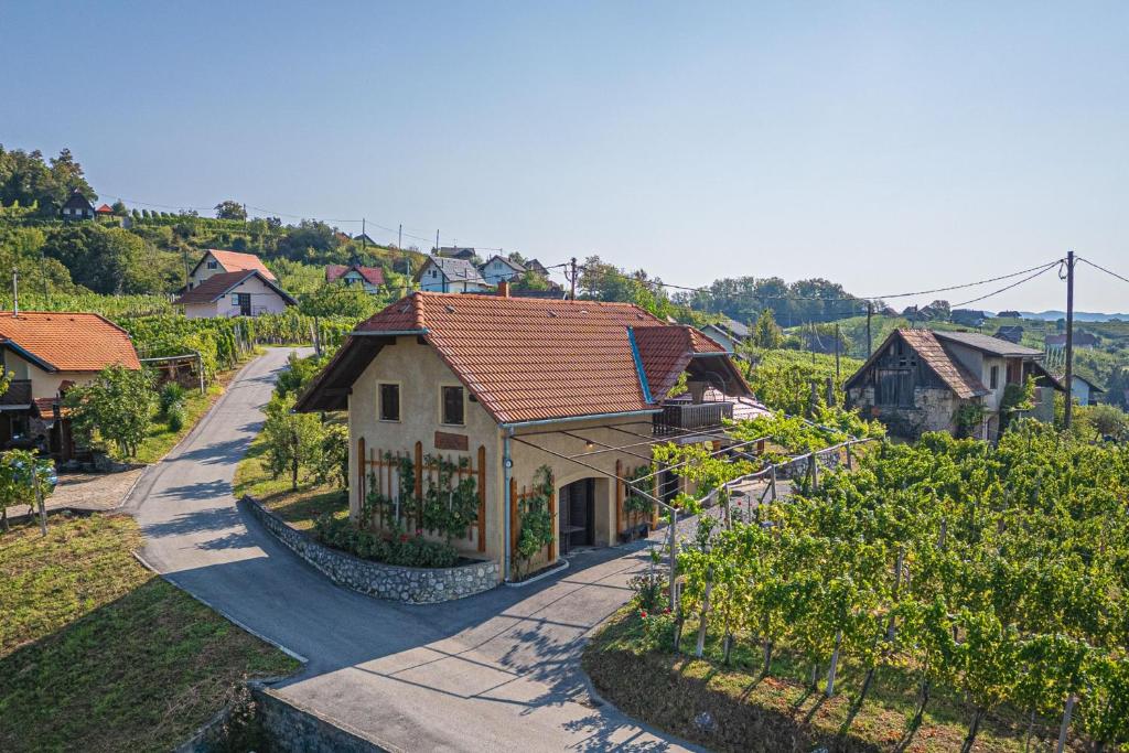 Příroda nedaleko apartmánu