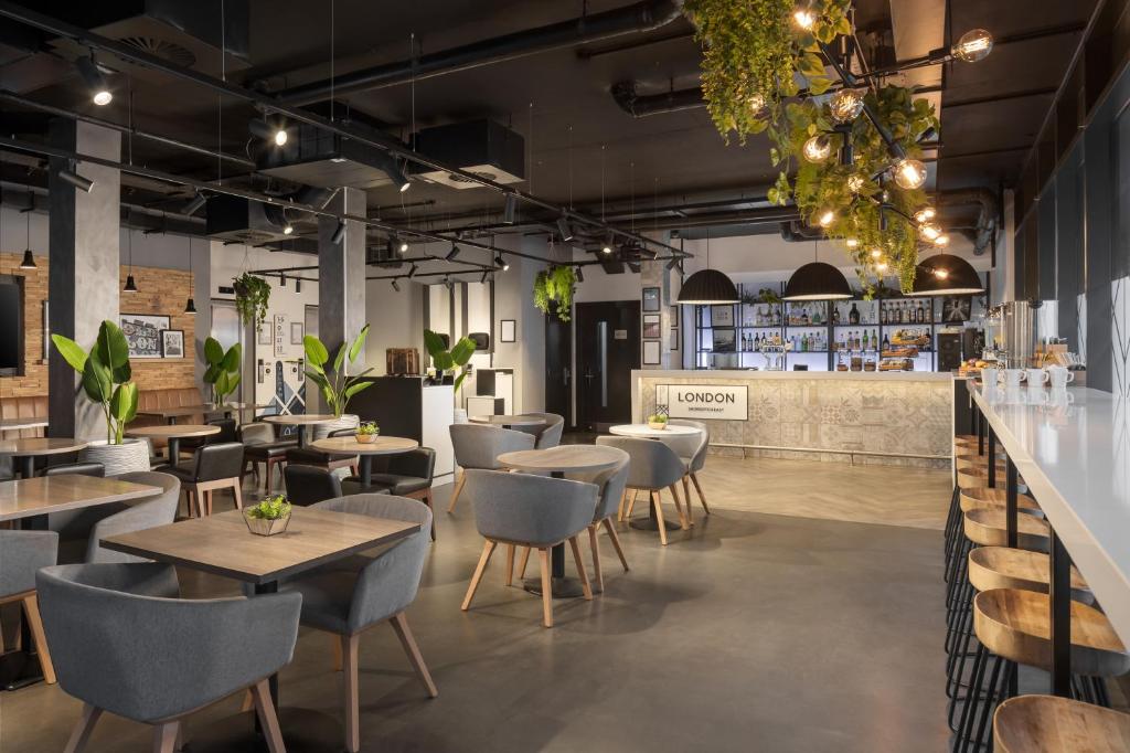 Restaurace v ubytování Four Points Flex by Sheraton London Shoreditch East