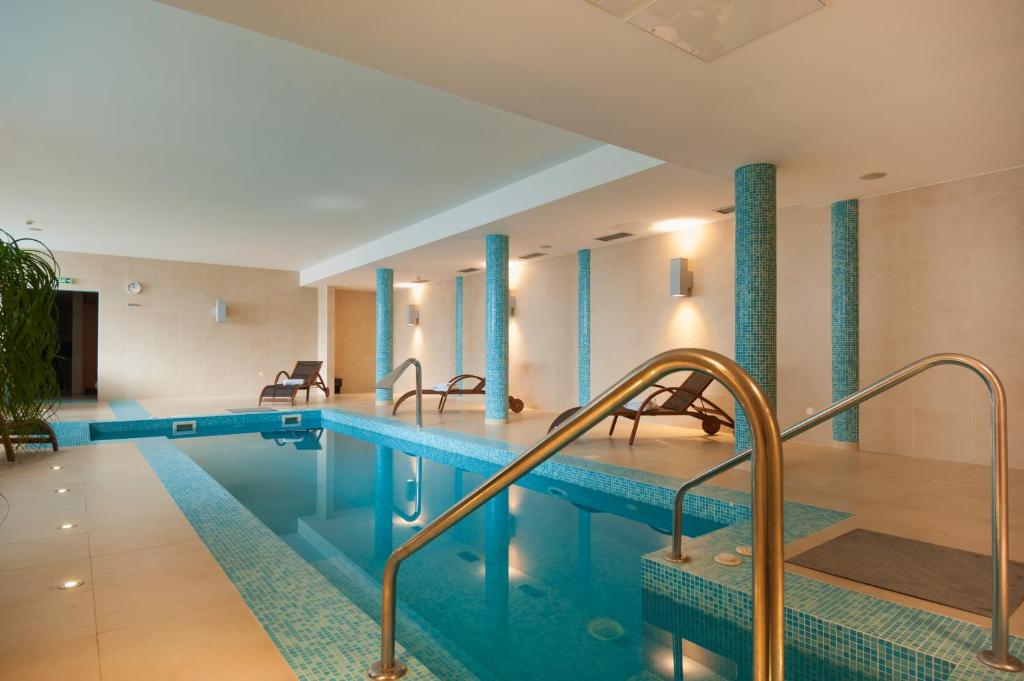 Bazén v ubytování Hotel Rotondo nebo v jeho okolí