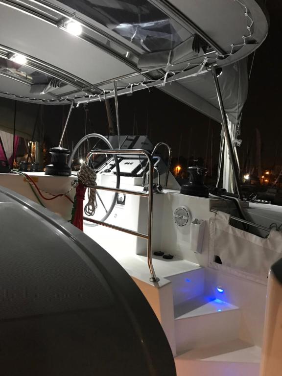 Fotografie z fotogalerie ubytování Fancy Sailing v Aténách