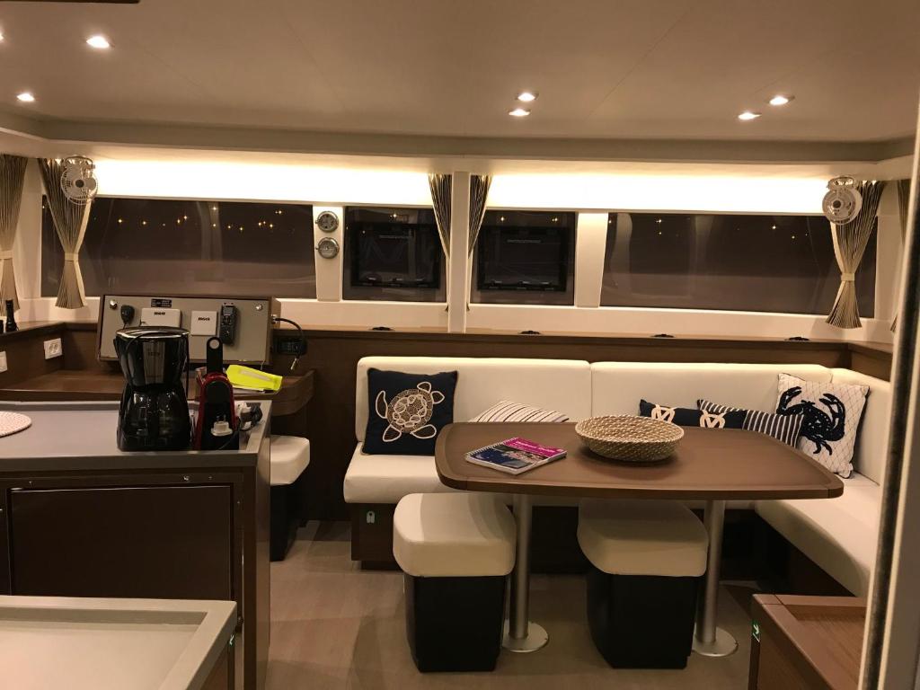 Kuchyň nebo kuchyňský kout v ubytování Fancy Sailing