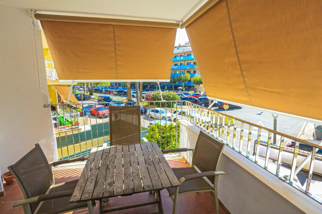 LITORAL COSTA DORADA - REGUERAL Only Families