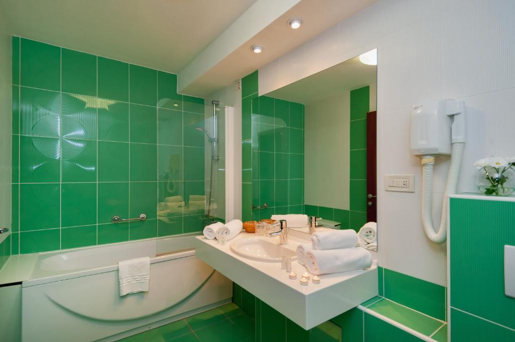 Hotel Rotondo - Double Room With Balcony