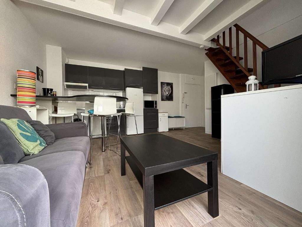 Photo de la galerie de l'établissement Appt 2 pièces LA ROCHELLE - LR030-C222, à La Rochelle