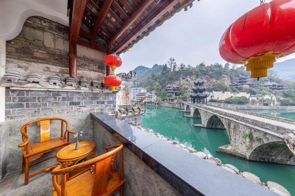 酒店附近的河景