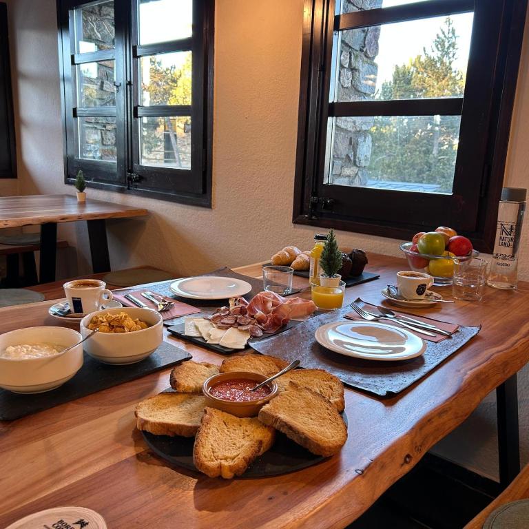 Jídlo v hotelu nebo okolí