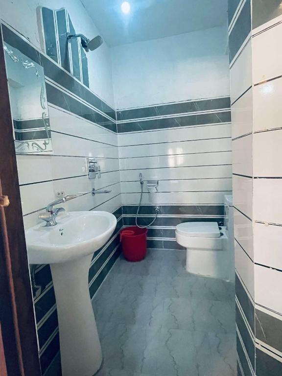 Koupelna v ubytování Pasne Aajako Hotel