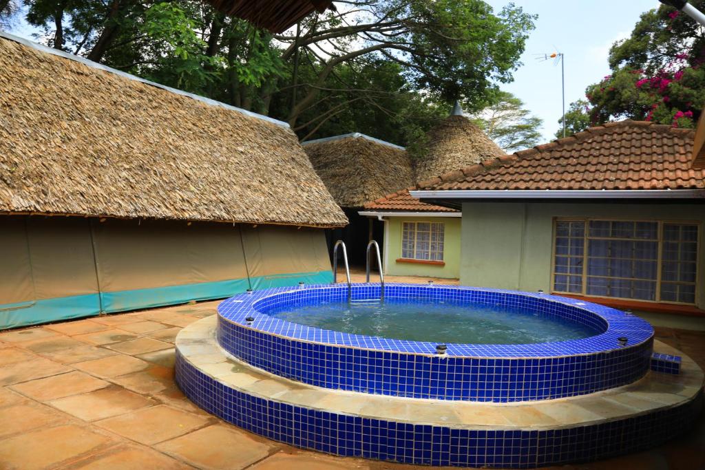 Bazén v ubytování The Giraffe Cottages nebo v jeho okolí