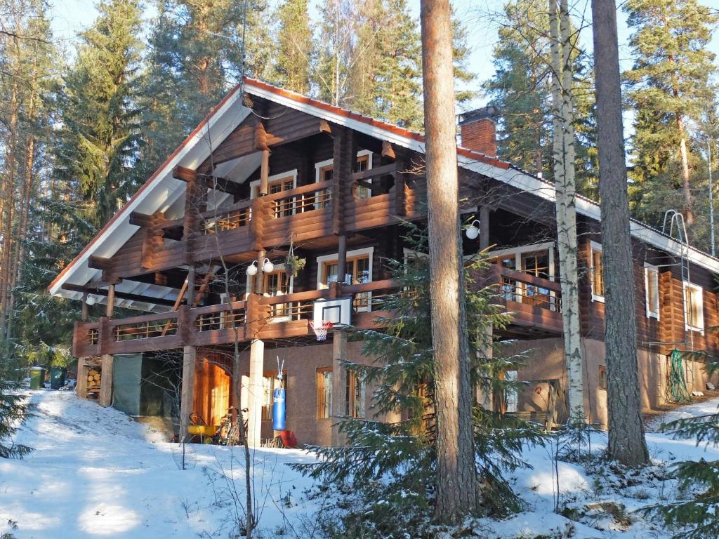 Holiday Home Tuohiniemi by Interhome v zimě