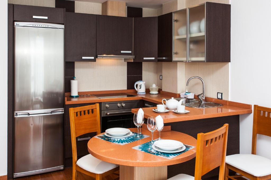 Kuchyň nebo kuchyňský kout v ubytování Corralejo Main Street Apartment