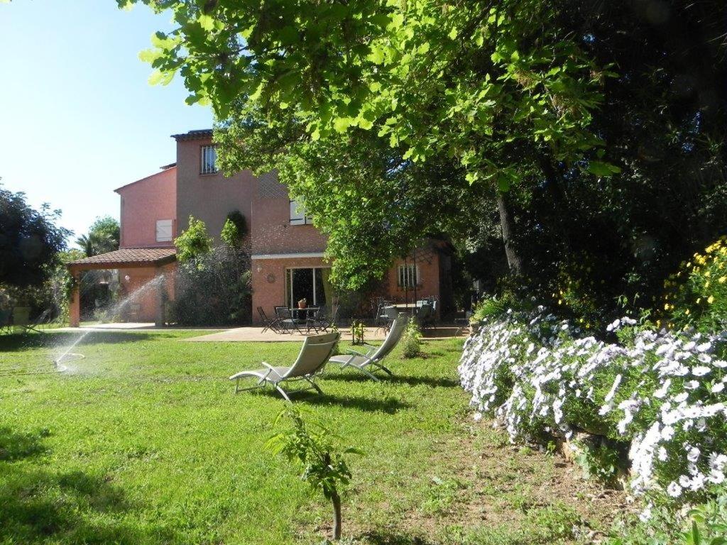 Zahrada ubytování B&B Le clos des vignes Saint Raphael