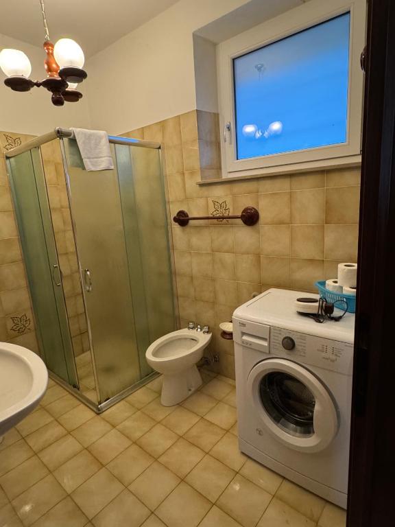 A bathroom at Arco Climbing
