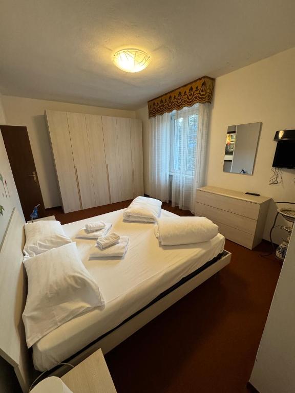 A bed or beds in a room at Arco Climbing