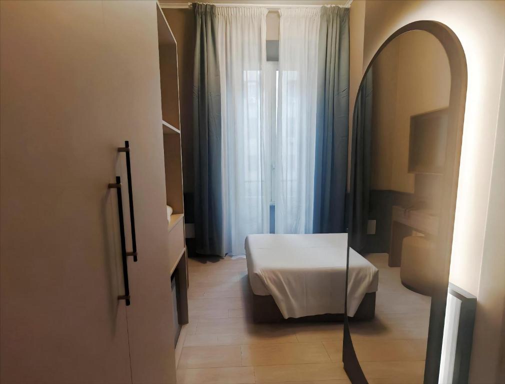 The B Place - Resim 40