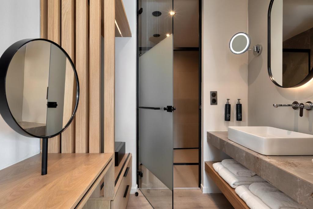 Koupelna v ubytování Hilton Garden Inn Athens Syggrou Avenue