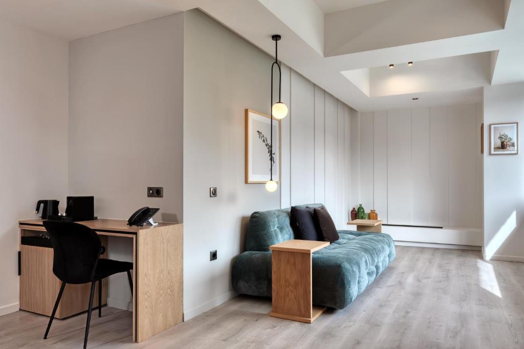 Posezení v ubytování Hilton Garden Inn Athens Syggrou Avenue