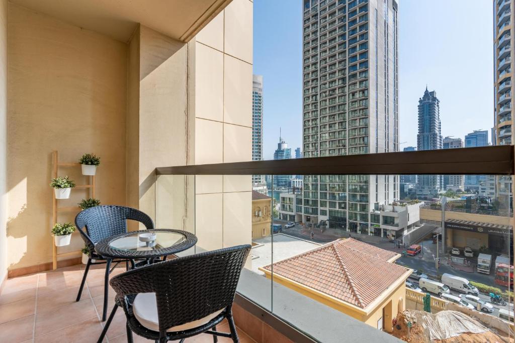 Balkón nebo terasa v ubytování Spacious 1-Bedroom at the Heart of JBR