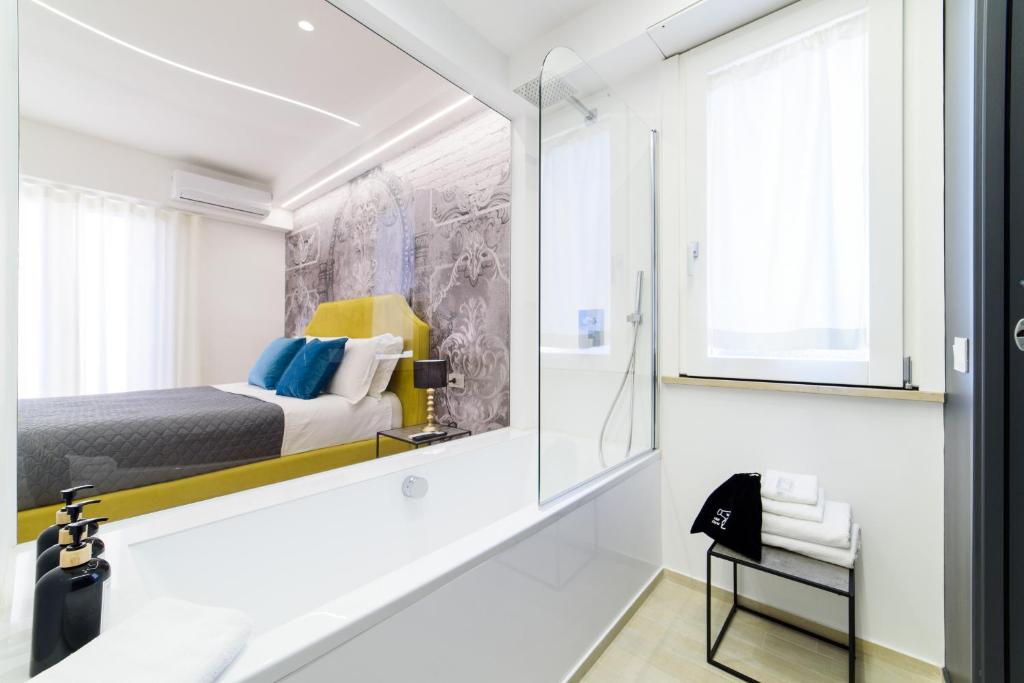 Shamika Luxury Rooms客房内的一张或多张床位