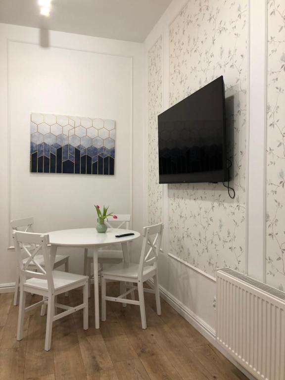 TV a/nebo společenská místnost v ubytování Sands Sopot Apartments B