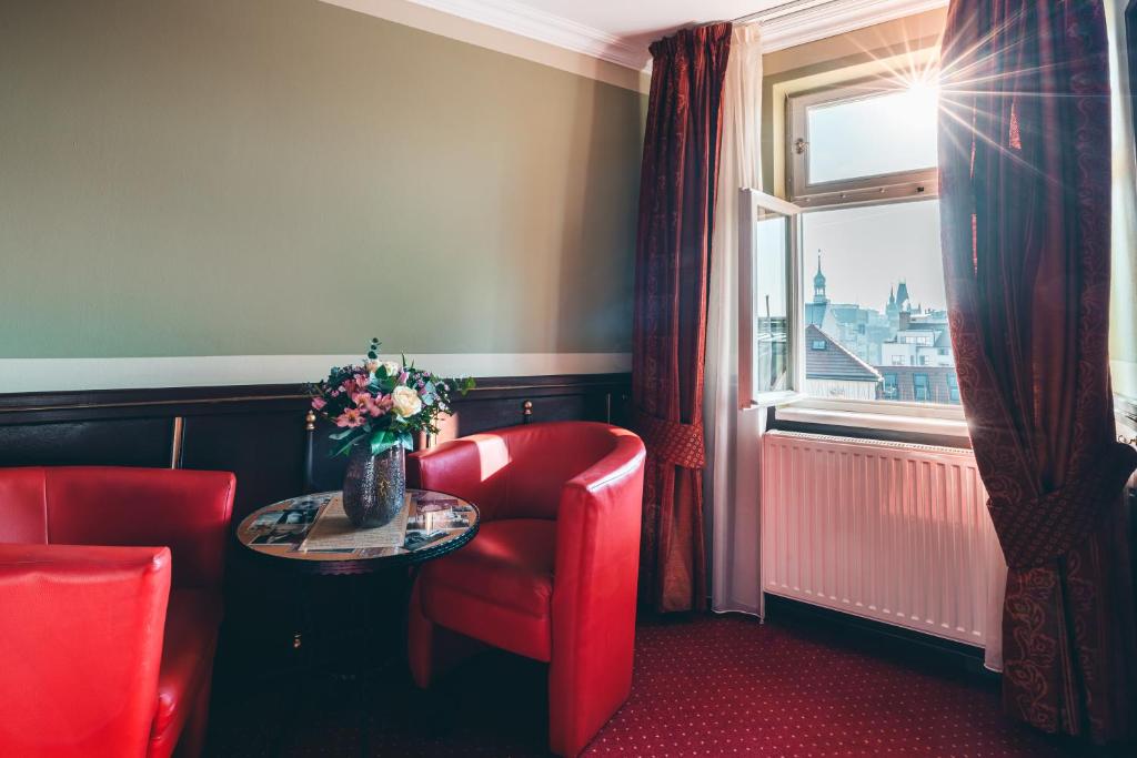 Hotel Hastal Prague Old Town - Resim 8