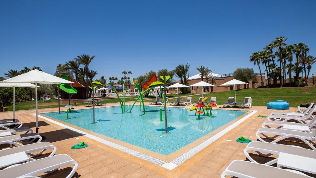 Bazén v ubytování Sol Oasis Marrakech - All Inclusive nebo v jeho okolí